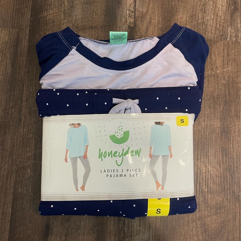 Honeydew pajama set size small